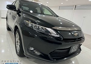 Toyota Harrier 2.0 AT Premium Advanced 2015 Rear Entertainment Black 